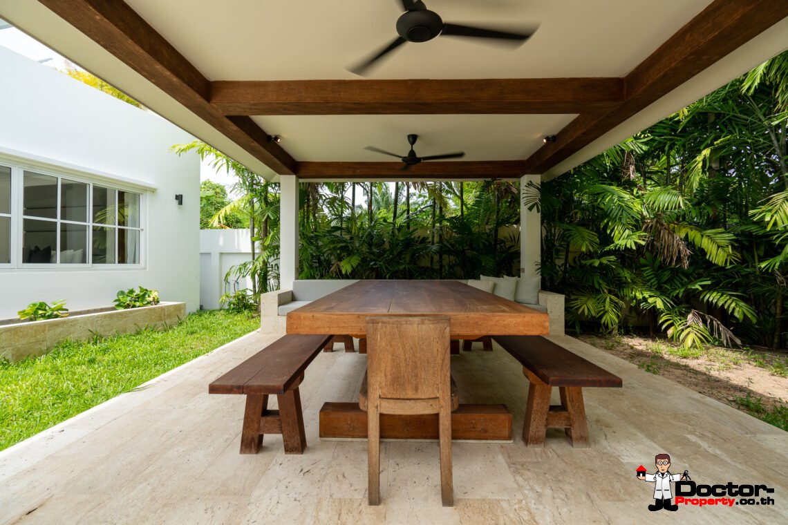 Elegant 6 Bedroom Pool Villa in Lamai, Koh Samui – For Sale